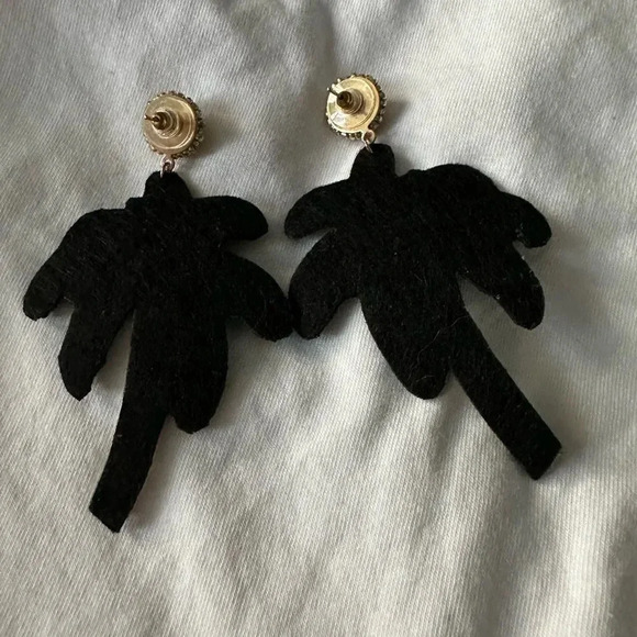 NEW Green and Gold Beaded Palm Tree Lisi Lerch Statement Earrings - Picture 3 of 4